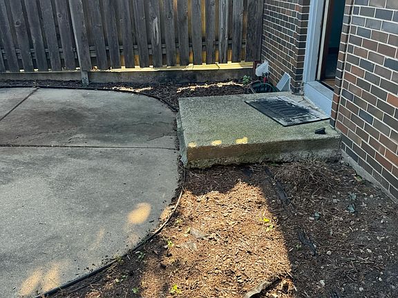 4th image of 1464 Breckinridge Ct