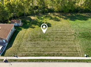 909 S William St, Mount Pleasant, IA 52641