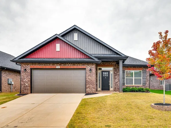 26 Woodcross Dr, Simpsonville, SC 29681