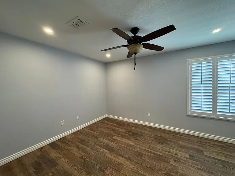 2454 E Saguaro Dr — Photo 16