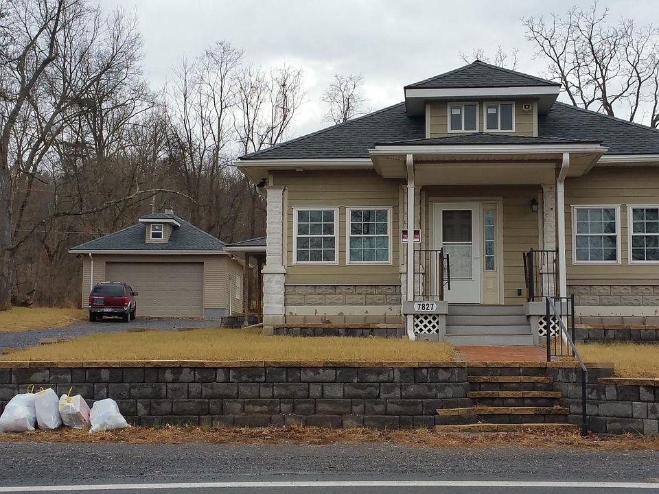 On Hedgesville Rd on 1.5 acres