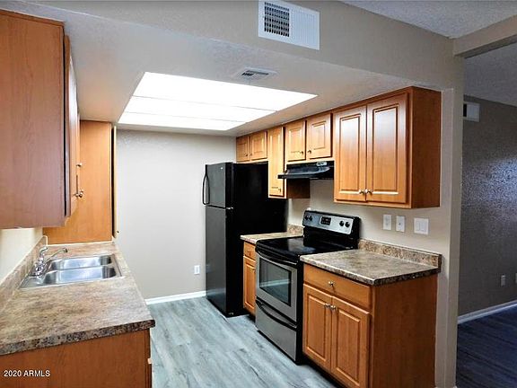 3rd image of 3810 N Maryvale Pkwy APT 1013