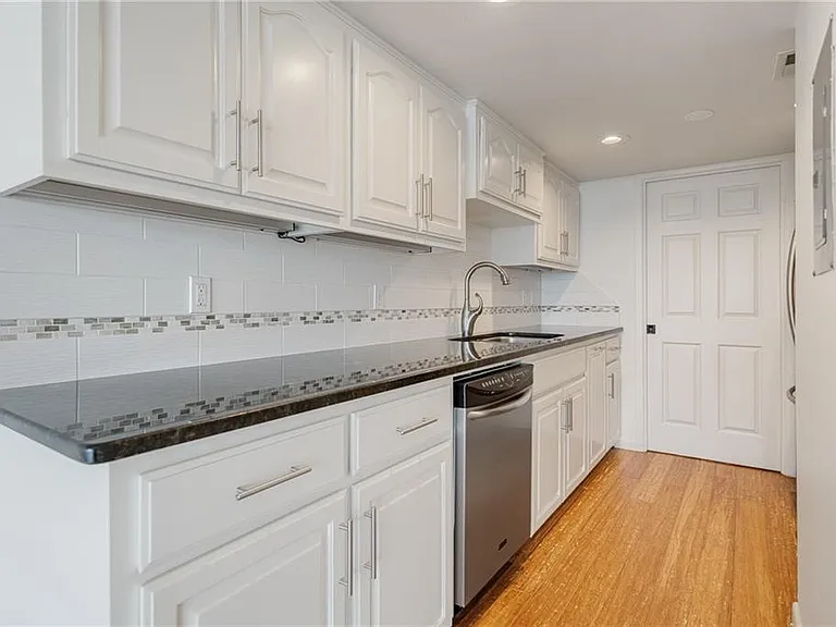 4334 Ocean Dr #605 — Photo 18
