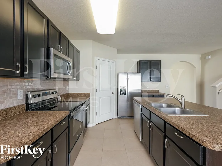 36051 Carriage Pine Ct — Photo 5