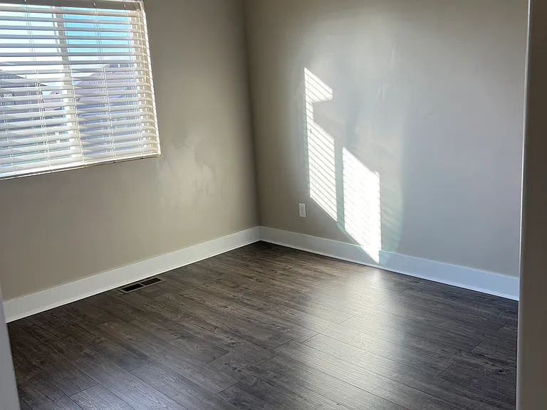 842 W Horizon Dr — Photo 3