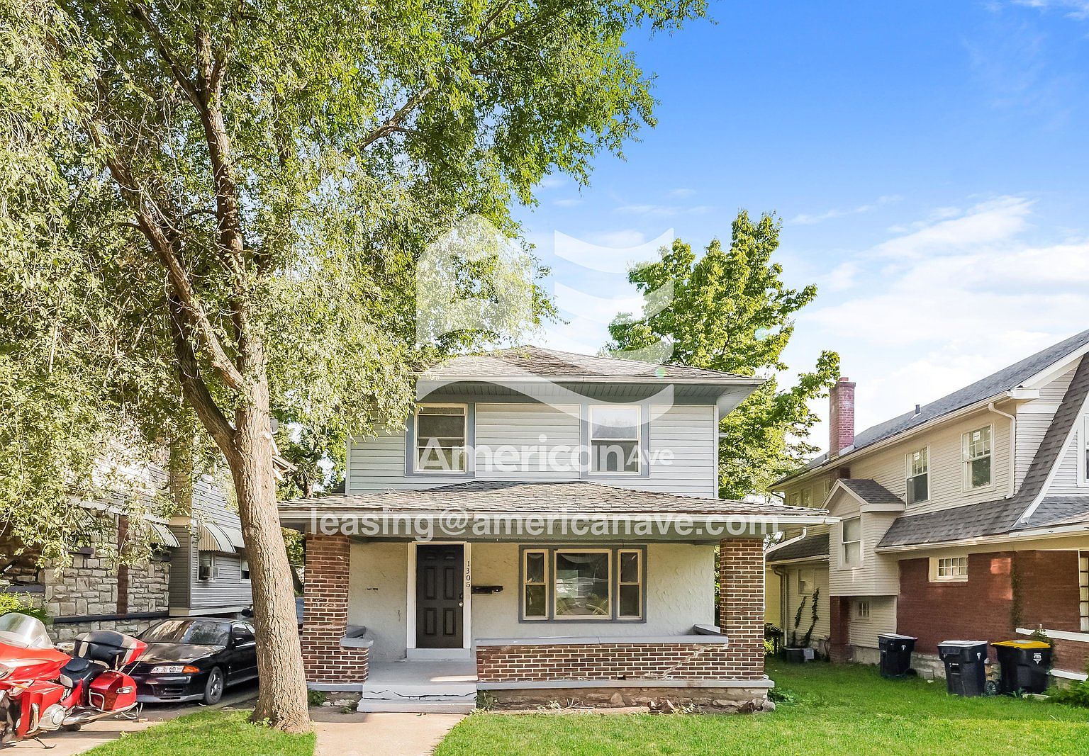 1305 E 59th St, Kansas City, MO 64110 | Zillow
