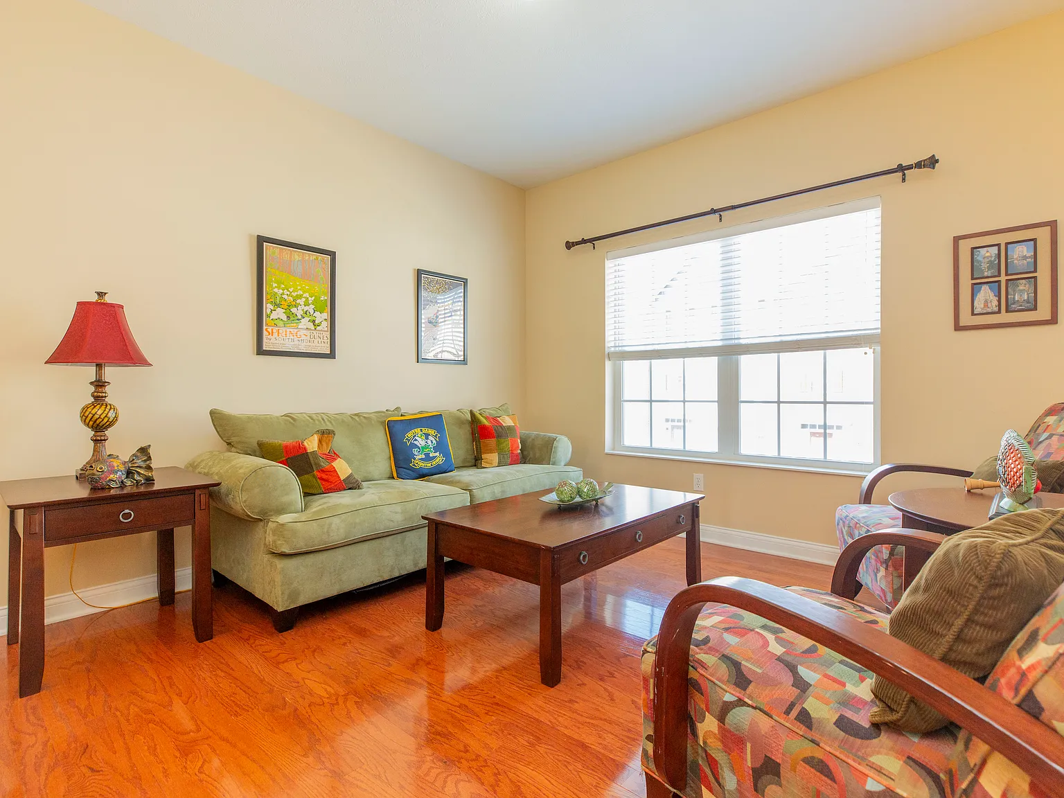3 bed, 3.5 bath, 1911 sqft, $2,999 — Photo 4