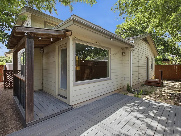 1315 W Anderson Ln #A — Photo 30