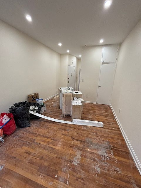 2nd image of 316 E 89th St APT 5D