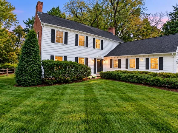 12900 Meadow View Dr, Gaithersburg, MD 20878