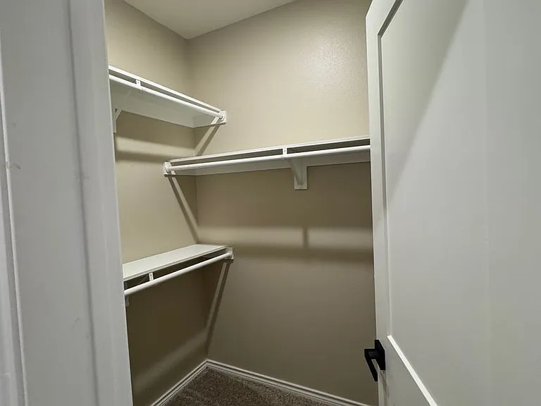 206 S Tucker Ln #2E — Photo 14