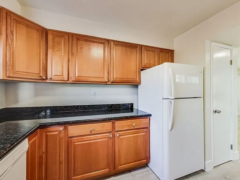 3700 International Blvd #1400-1414 — Photo 31