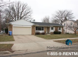 2924 Victor Ave, Lansing, MI 48911