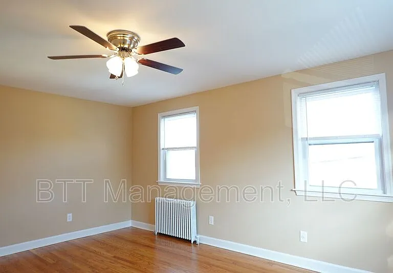 8802 Plymouth St #6 — Photo 8