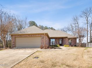 706 Windward Ct, Brandon, MS 39047
