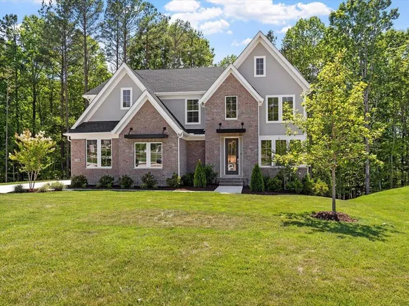 124 Ogden Cir, Clayton, NC 27527