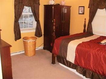 5th image of 322 Forest Dr