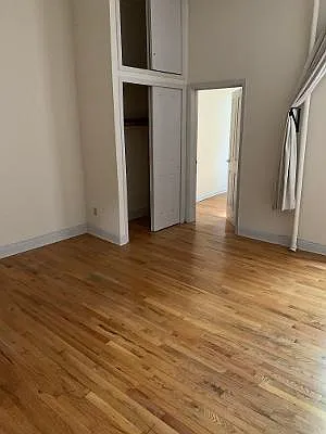 Rented by Magnone Real Estate | media 12