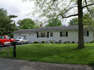 185 W Royal Rd, Rushville, IN 46173