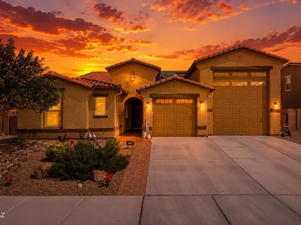 9745 S Desert Flint Dr, Tucson, AZ 85747
