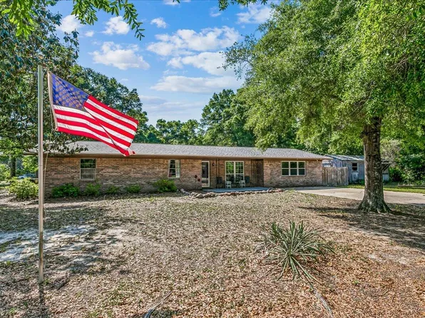 5331 Kenneth Rd, Milton, FL 32583