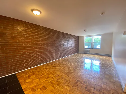 Rented by Oxford Property Group | media 11