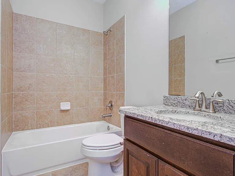 5711 Avon Landing Ln — Photo 33