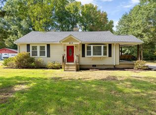 213 Oak Dr, Belton, SC 29627