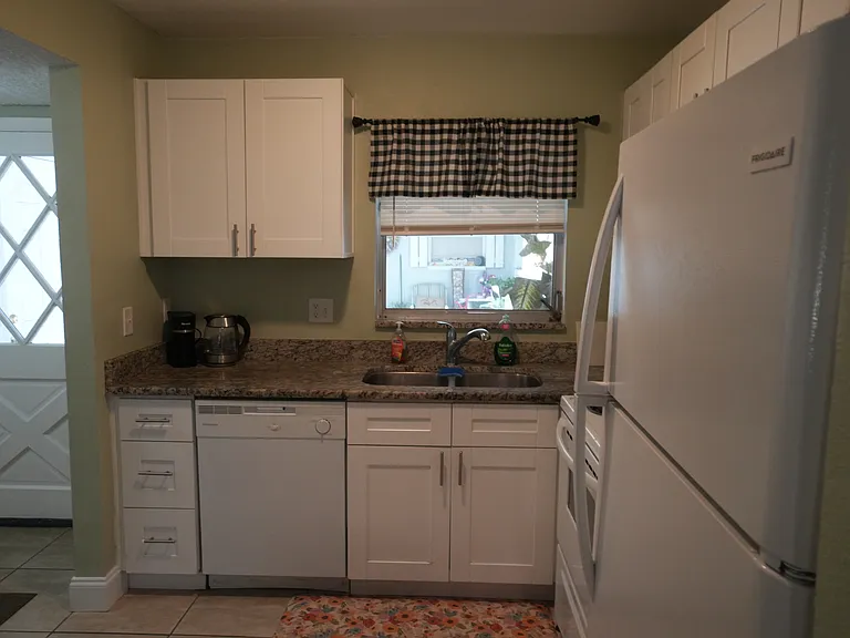 1832 East Dr — Photo 10