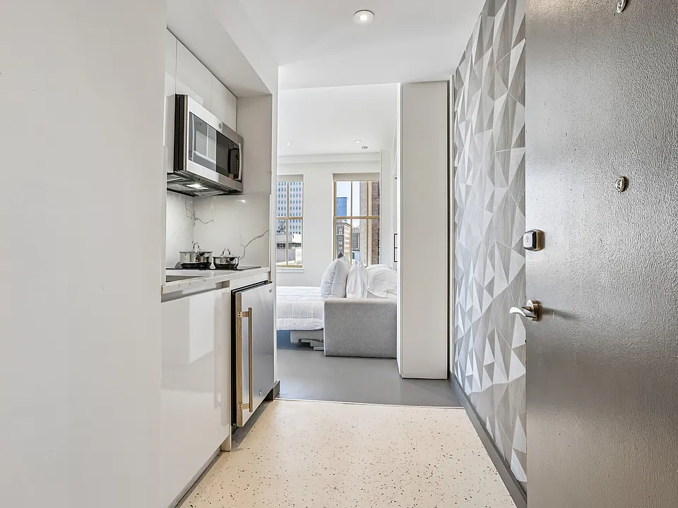 810 Gibson Residences
