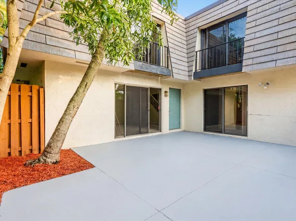 326 Jupiter Lakes Blvd, Jupiter, FL