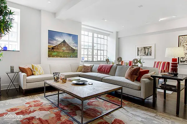 Sold by Sotheby's International Realty | media 19