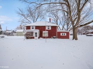 255 Oak St, Hampshire, IL 60140