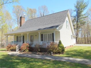 2840 Old Westfield Rd, Pilot Mountain, NC 27041