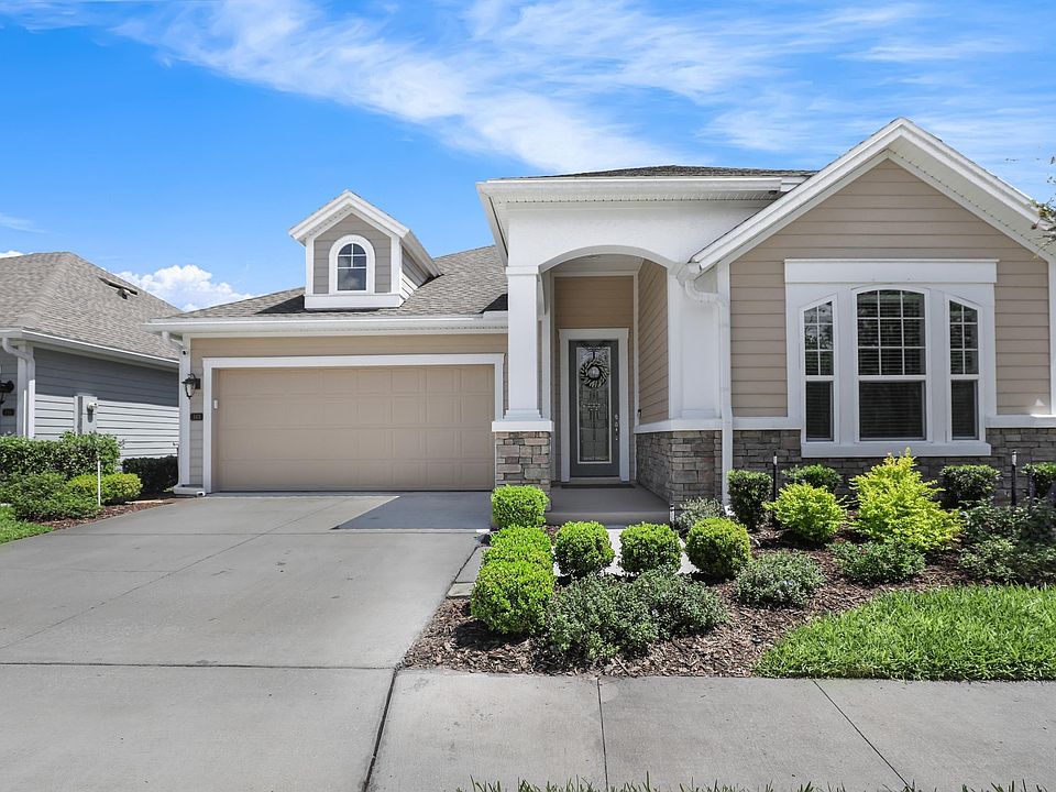 1st image of 143 Garden Wood Dr