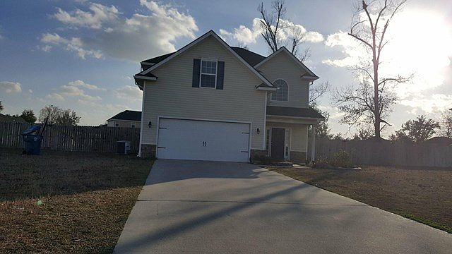 1st image of 553 Mustang Ln NE
