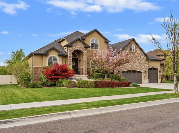 1335 W 3100 N, Pleasant View, UT 84414