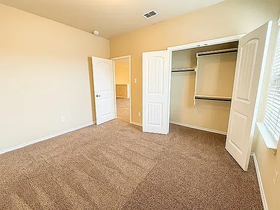 15841 Oak Pointe Dr — Photo 17