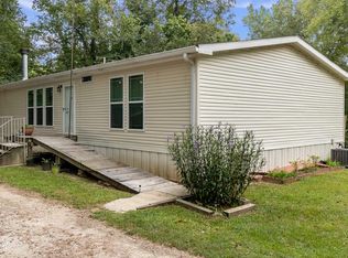 610 Gullett Rd, Vicksburg, MS 39180