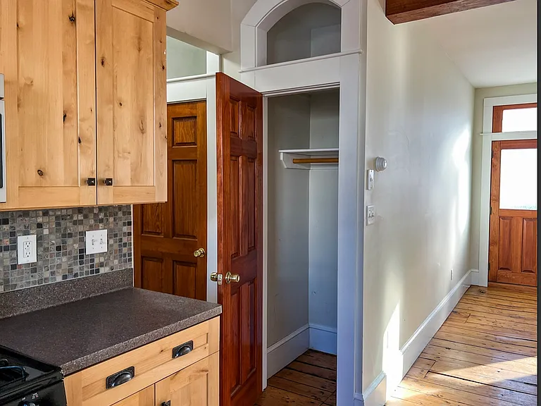 2B Brattle St #2B — Photo 6