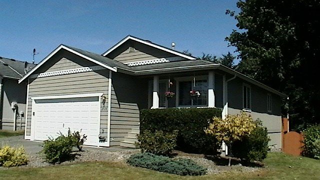 1st image of 8510 10th St NE