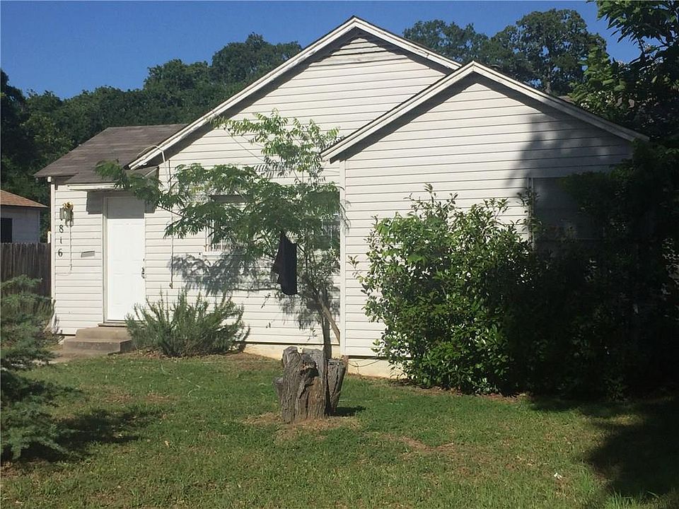 2nd image of 1816 Brittain St