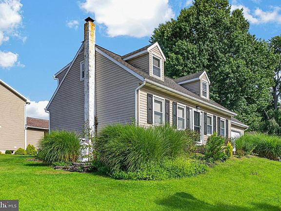3rd image of 209 Tuckson Ave