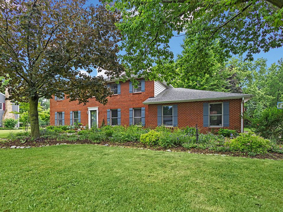 1st image of 4N802 Chaffield Dr