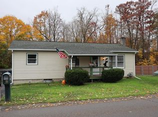 6898 Wolcott Hollow Rd, Athens, PA 18810