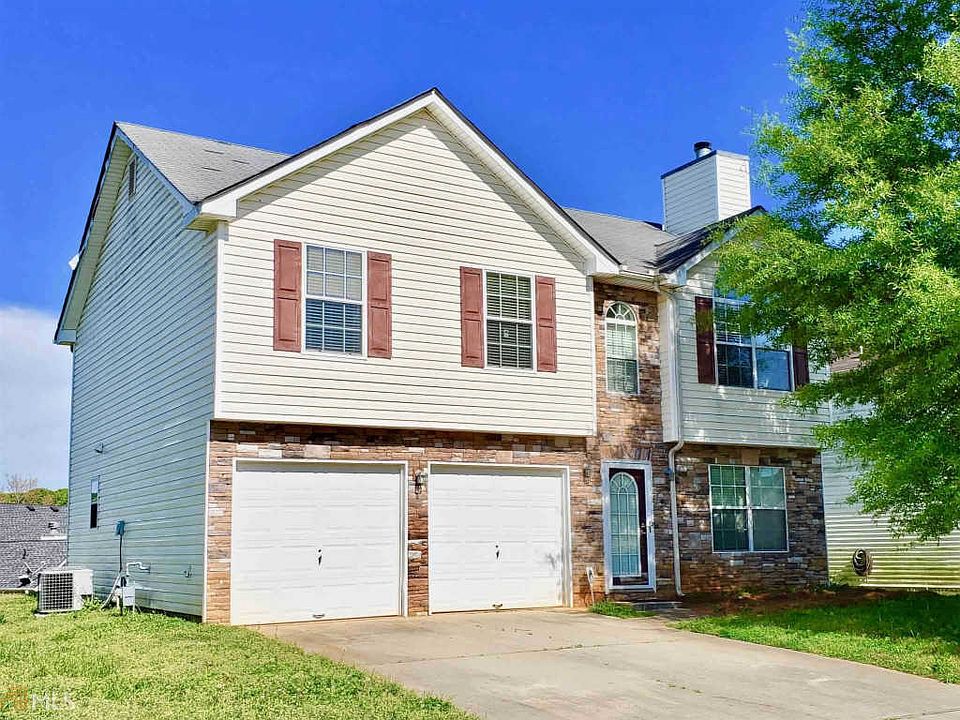 2nd image of 135 Westfield Way