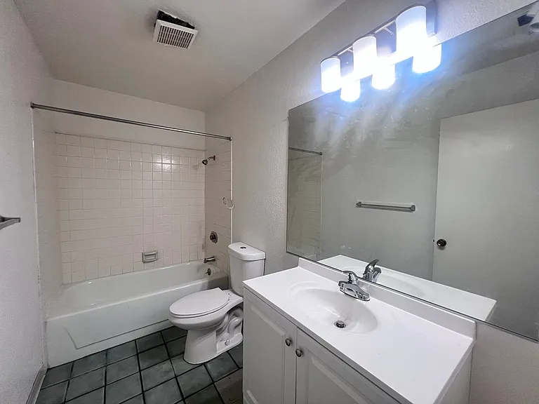 41 Jacklin Cir — Photo 10