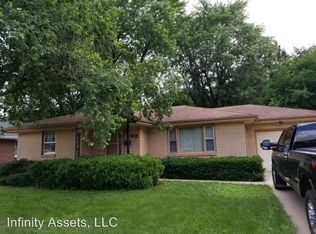 415 Chelsea Ave, Rockford, IL 61107