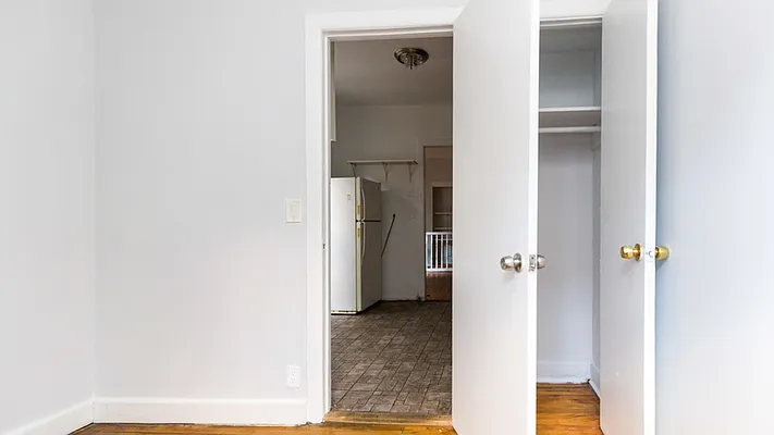 Rented by Nooklyn NYC LLC | media 23