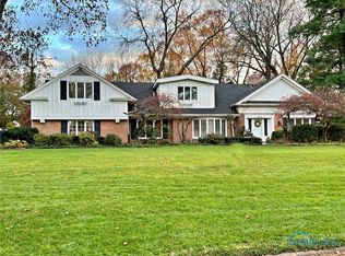 5025 Hingham Ln, Toledo, OH 43615